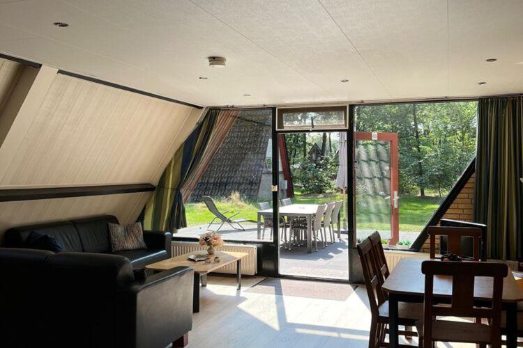 Lovely Holiday Home In Limburg Amid Lush Forest Stramproy Eksteriør billede