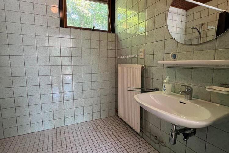 Lovely Holiday Home In Limburg Amid Lush Forest Stramproy Eksteriør billede
